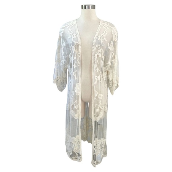 Adiva Cream Lace Overlay Sz XL - Picture 7 of 8